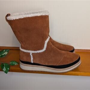 TOMS Makenna Suede Faux Shearling-Lined Boots | Size 7.5